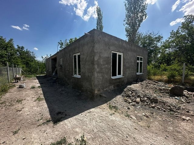 Develi Reşadiye Mahallesi Köşkpınarda Mükemmel Konumda Satılık Bağ Evi