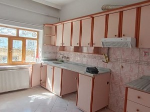 Develi Fatih Mahallesinde Doğa Manzaralı Satılık Müstakil Ev