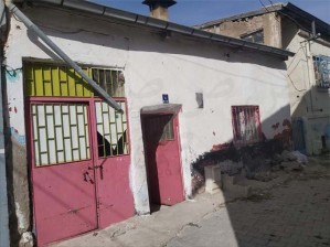 Develi Aşağıeverek Mahallesinde Satılık Müstakil Ev